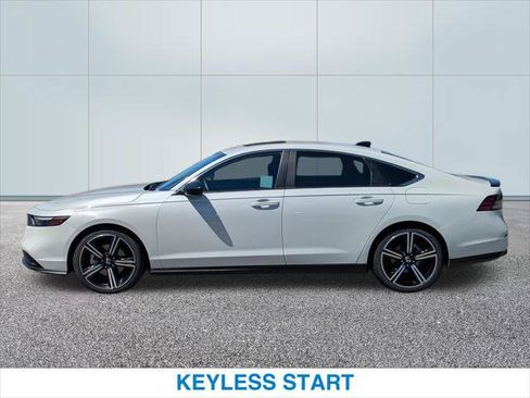 Used 2024 Honda Accord Sport image 10