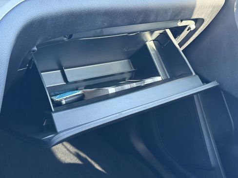 Certified 2022 Ford Explorer XLT w/ Equipment Group 202A image 30