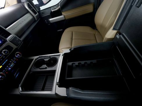 Used 2022 Ford F350 Lariat w/ Lariat Ultimate Package image 39