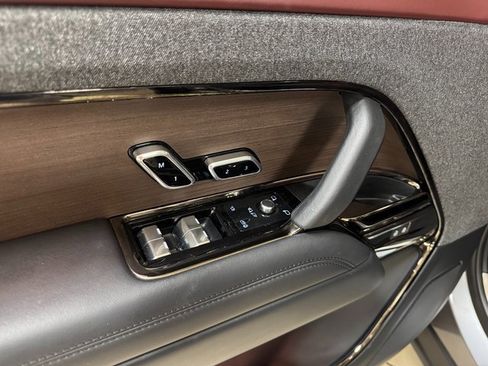 Used 2024 Land Rover Range Rover Sport Dynamic SE image 7