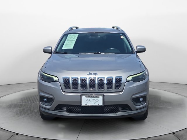 Used 2019 Jeep Cherokee Latitude w/ Cold Weather Group AWD/4WD image 8