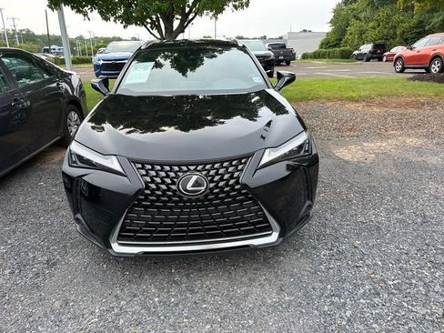 Used 2023 Lexus UX 250h AWD w/ Premium Package image 2