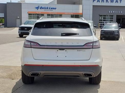 Used 2020 Lincoln Nautilus Reserve AWD/4WD image 5