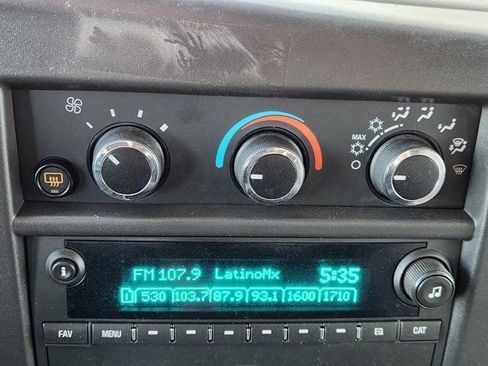 Used 2025 Chevrolet Express 3500 LS image 5