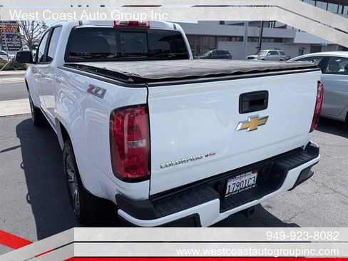 Used 2017 Chevrolet Colorado Z71 AWD/4WD image 5