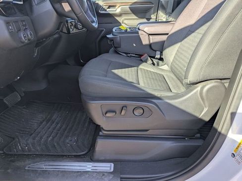 Used 2023 Chevrolet Silverado 1500 LT image 12