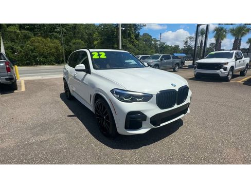 Used 2022 BMW X5 sDrive40i w/ M Sport Package RWD image 8