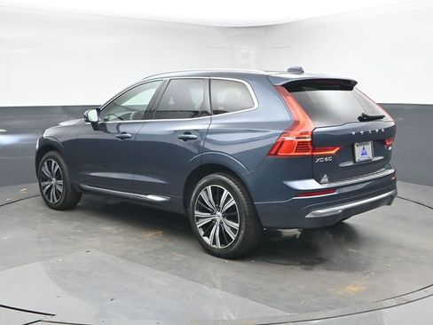 Used 2023 Volvo XC60 B5 Plus w/ Climate Package image 6