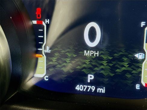 Used 2022 Jeep Gladiator Overland w/ Popular Equipment Package image 2