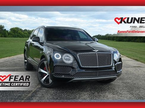 Used 2020 Bentley Bentayga AWD/4WD image 1