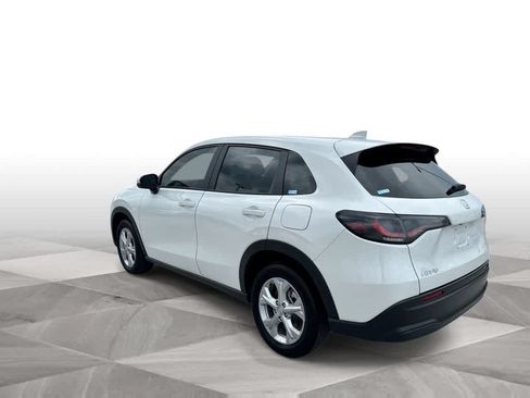 Used 2025 Honda HR-V LX image 6