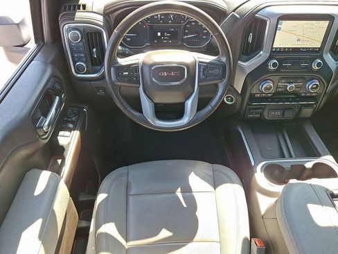 Used 2021 GMC Sierra 2500 SLT w/ SLT Premium Package image 12