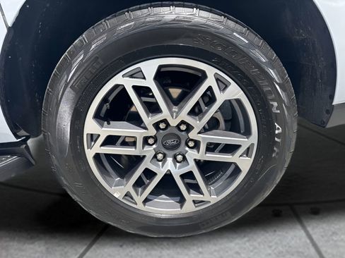 Used 2025 Ford Expedition Max Active AWD/4WD image 33