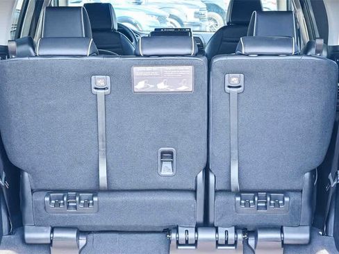 New 2026 Honda Odyssey Touring image 8