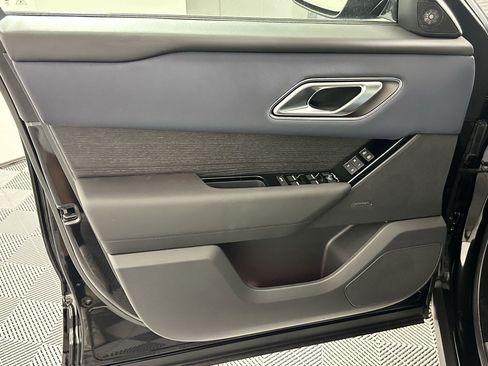 Used 2026 Land Rover Range Rover Velar Dynamic SE AWD/4WD image 10