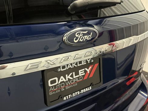 Used 2012 Ford Explorer XLT AWD/4WD image 15