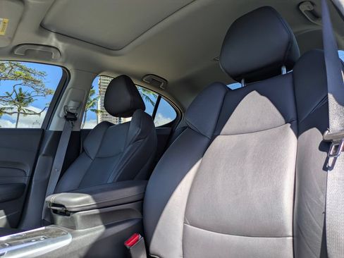 Used 2019 Acura TLX FWD image 14