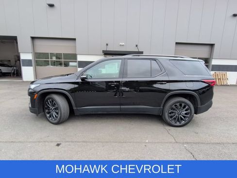 Used 2023 Chevrolet Traverse RS AWD/4WD image 2