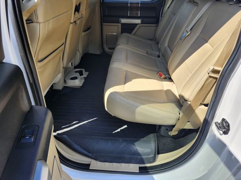 Used 2015 Ford F150 Lariat w/ Equipment Group 501A Mid image 5