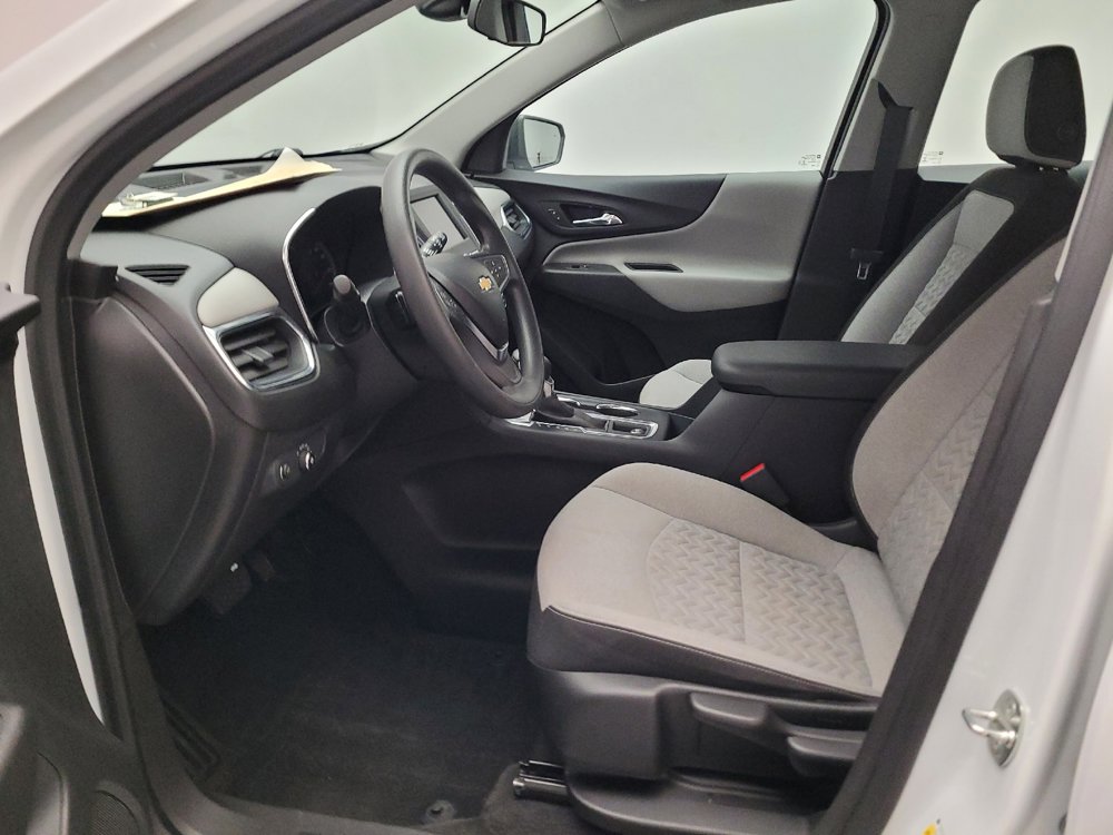 Used 2022 Chevrolet Equinox LS w/ LPO, Floor Liner Package AWD/4WD image 17