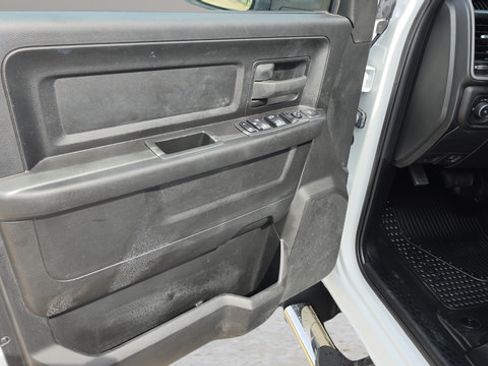 Used 2024 RAM 2500 Tradesman w/ Chrome Appearance Group AWD/4WD image 52