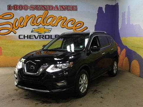 Used 2018 Nissan Rogue SV AWD/4WD image 8