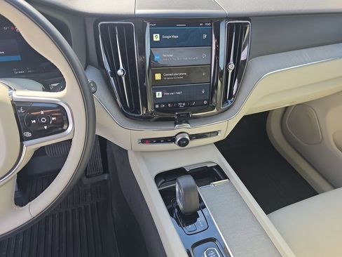 Used 2025 Volvo XC60 T8 Plus w/ Protection Package Premier image 32