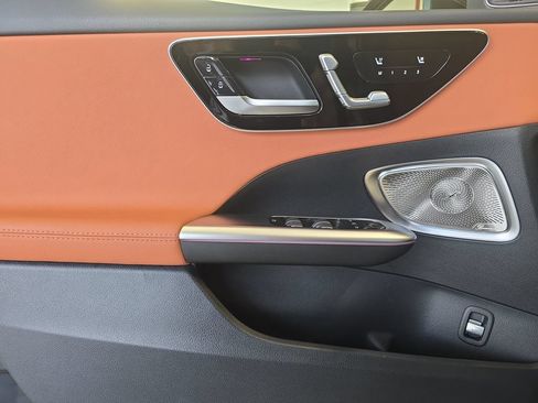 Certified 2025 Mercedes-Benz C 300 Sedan image 29