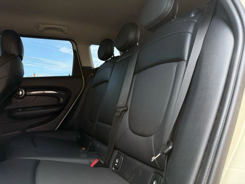Used 2017 MINI Cooper Clubman S image 42