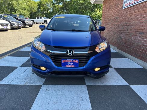 Used 2018 Honda HR-V EX image 6