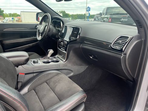Used 2020 Jeep Grand Cherokee Trailhawk image 13