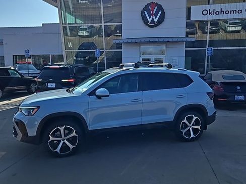New 2026 Volkswagen Taos SEL AWD/4WD image 8
