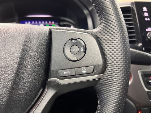 Used 2024 Honda Passport EX-L image 10