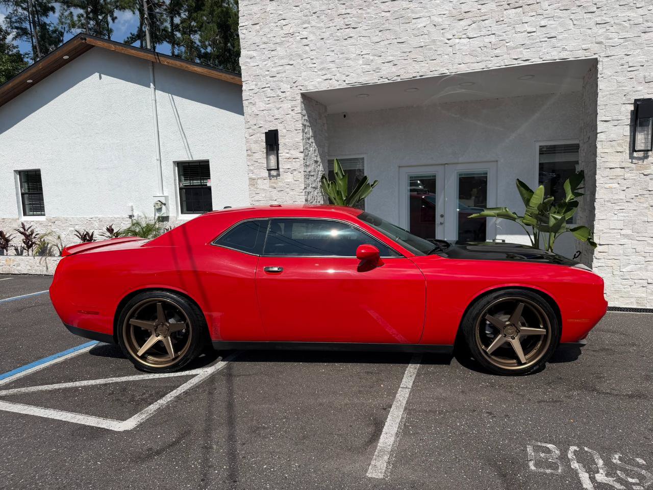 Used 2018 Dodge Challenger SXT RWD image 20