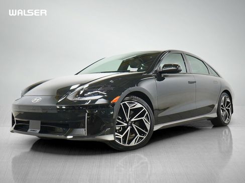Certified 2023 Hyundai Ioniq 6 Limited AWD/4WD image 1