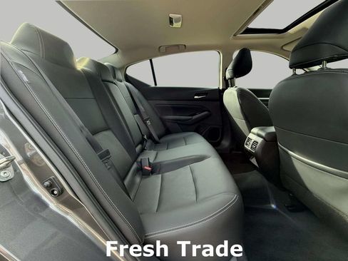 Used 2025 Nissan Altima 2.5 SL AWD/4WD image 7