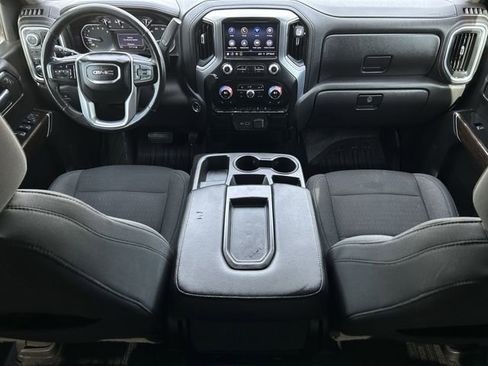 Used 2020 GMC Sierra 1500 Elevation w/ Elevation Value Package image 11