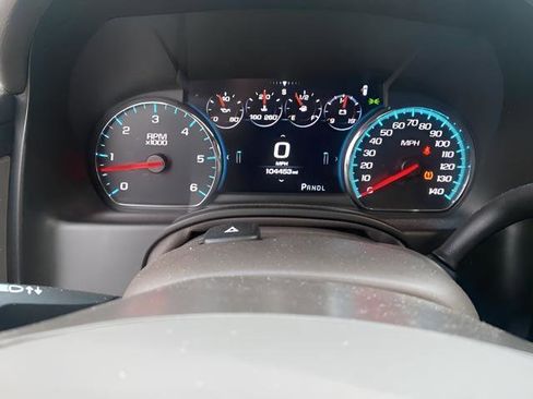 Used 2019 GMC Yukon Denali w/ Open Road Package image 2