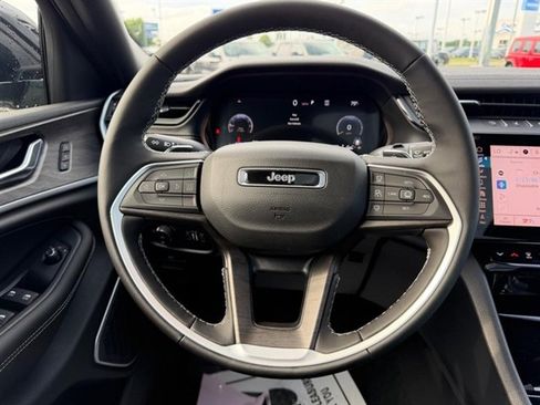 New 2026 Jeep Grand Cherokee L Limited AWD/4WD image 14