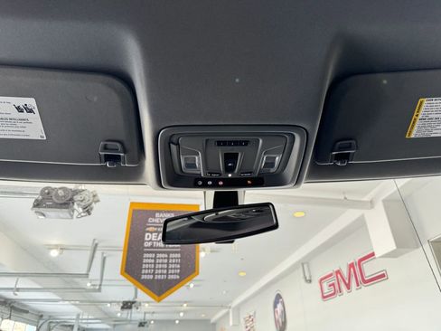 Used 2019 GMC Sierra 1500 SLT image 28