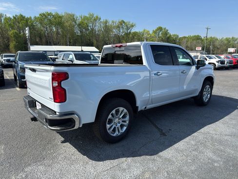 New 2026 Chevrolet Silverado 1500 LTZ w/ LTZ Premium Package AWD/4WD image 5