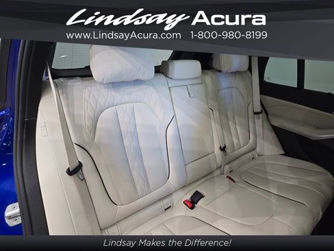Used 2024 BMW X5 M60i AWD/4WD image 9