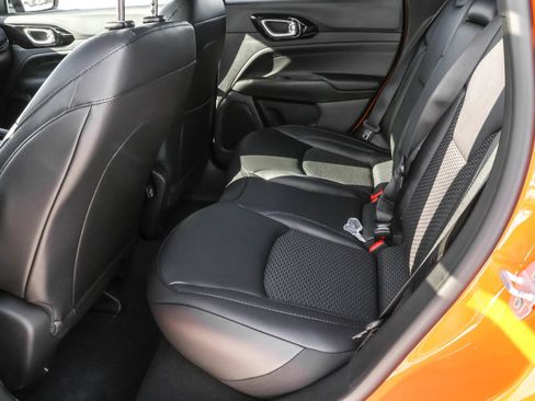 New 2026 Jeep Compass Latitude image 12