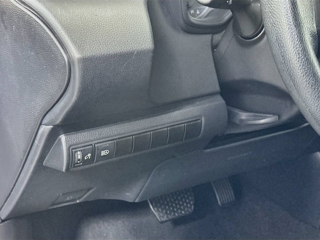 Certified 2025 Toyota Corolla LE FWD image 10