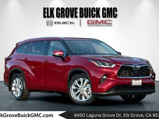 Used 2023 Toyota Highlander Limited video 1