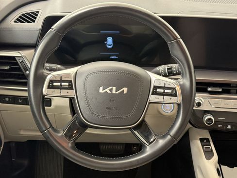 Used 2023 Kia Telluride S AWD/4WD image 11