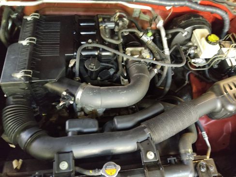 Used 2014 Nissan Frontier S image 30