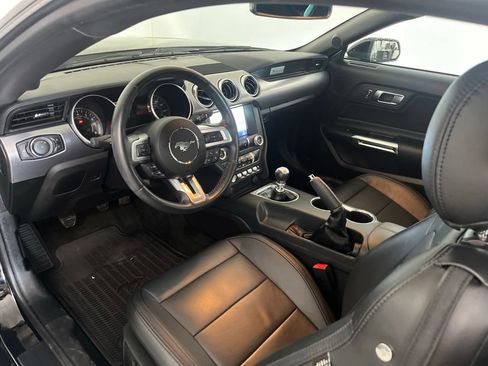 Used 2019 Ford Mustang GT w/ Equipment Group 301A RWD image 23