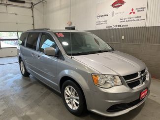 Used 2016 Dodge Grand Caravan SXT image 1