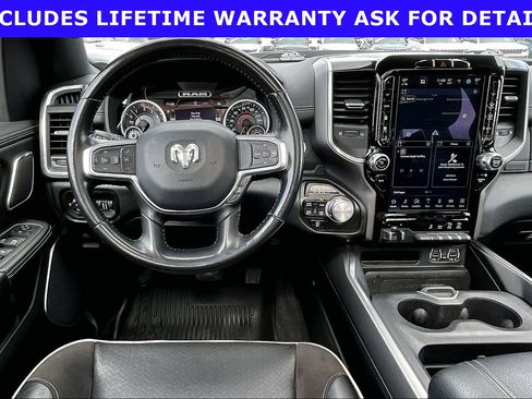 Used 2022 RAM 1500 Laramie AWD/4WD image 5